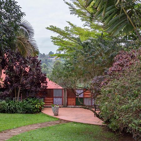 Dutchess Hotel And Restaurant Fort Portal Kültér fotó