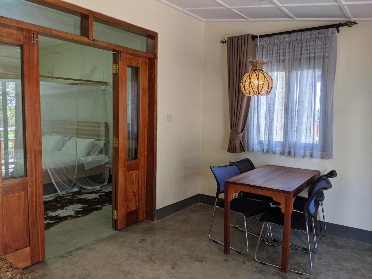 Dutchess Hotel And Restaurant Fort Portal Kültér fotó
