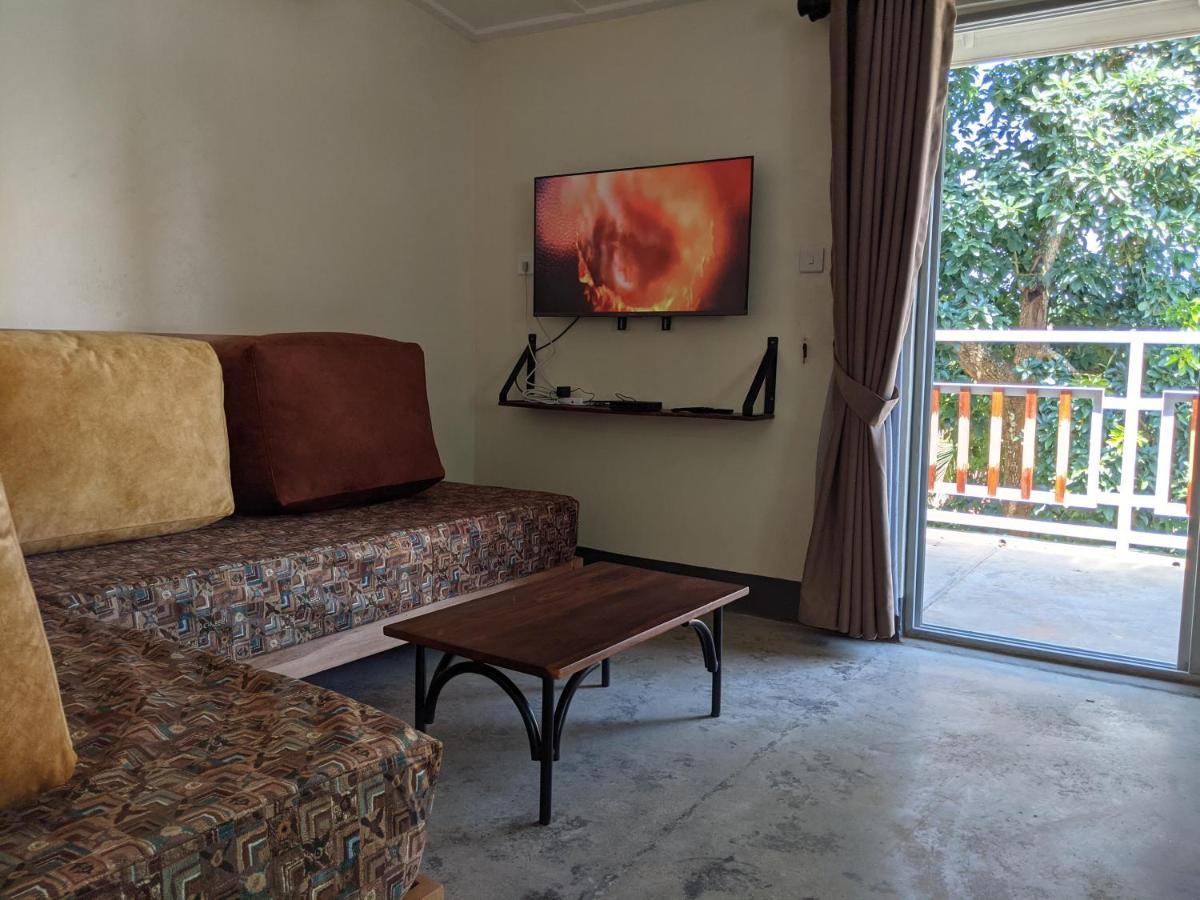 Dutchess Hotel And Restaurant Fort Portal Kültér fotó