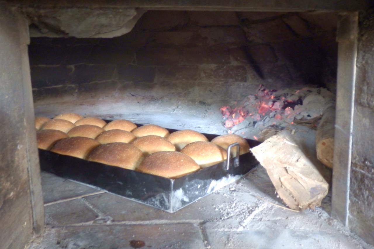 Dutchess Hotel And Restaurant Fort Portal Kültér fotó